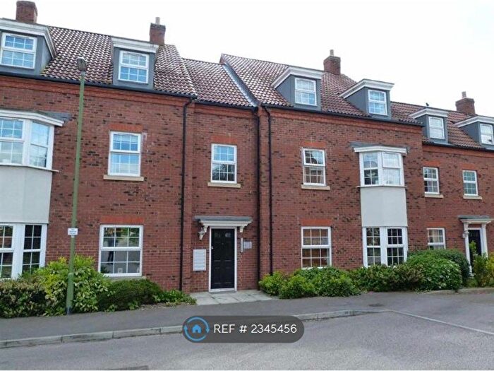 1 Bedroom Flat To Rent In Sefton Court, Welwyn Garden City, AL8