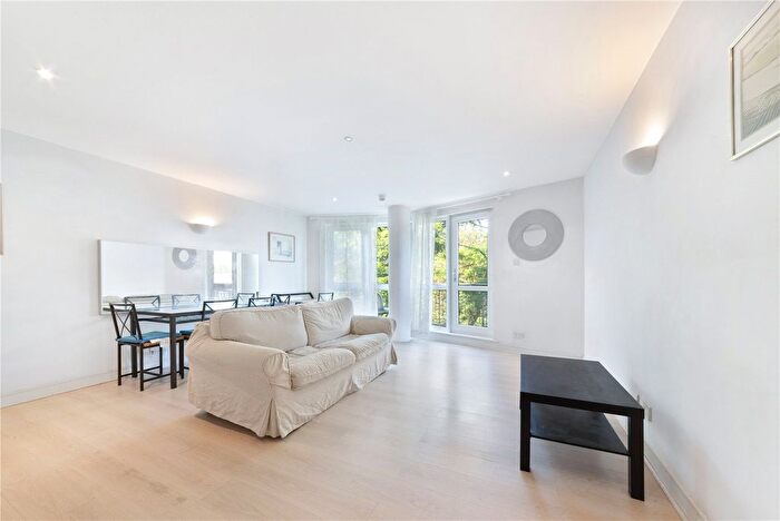 1 Bedroom Flat To Rent In Arnhem Place, London, E14