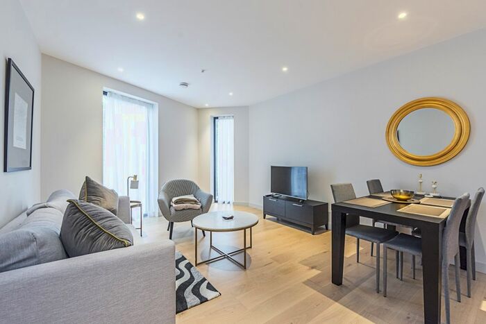 1 Bedroom Flat To Rent In Sutherland Street, London, SW1V