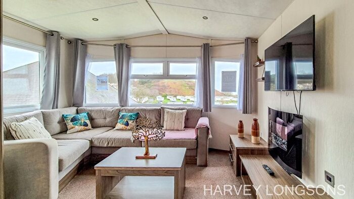 2 Bedroom Park Home For Sale In Dartmouth Road, Paignton, TQ4