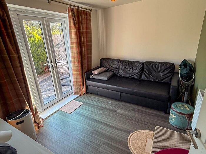 4 Bedroom Town House For Sale In Cogent Crescent, Newbury, RG14