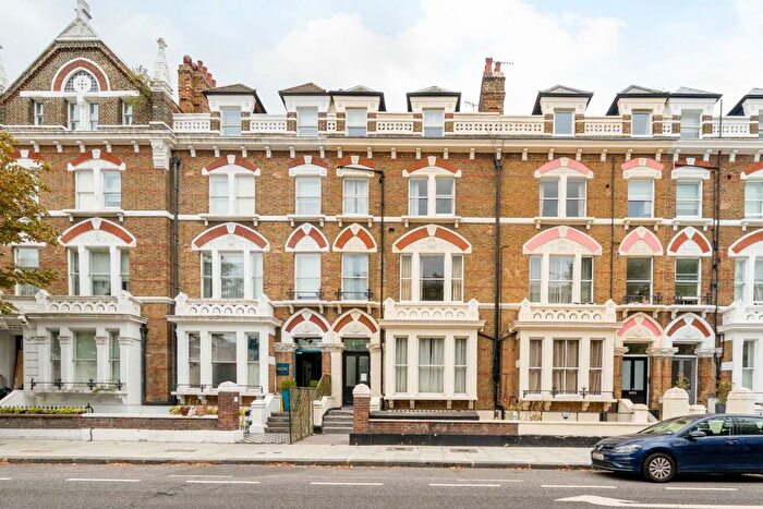 1 Bedroom Flat To Rent In Holland Road, London, W14