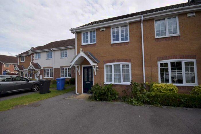 2 Bedroom Town House To Rent In Meadow Brook Close, Littleover, Derby, Derbyshire, DE23