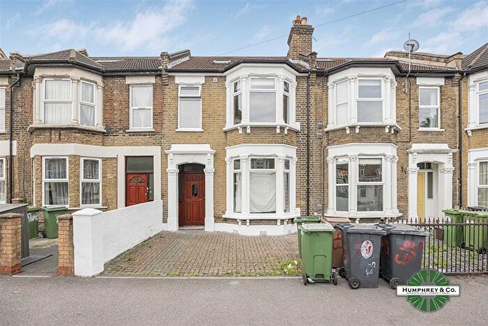 4 Bedroom Property To Rent In Grove Green Road, Leytonstone, E11
