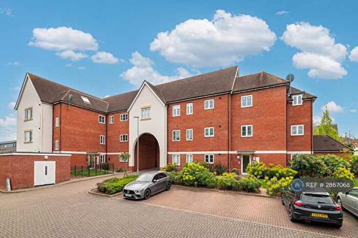 2 Bedroom Flat To Rent In Hutton, Brentwood, CM13