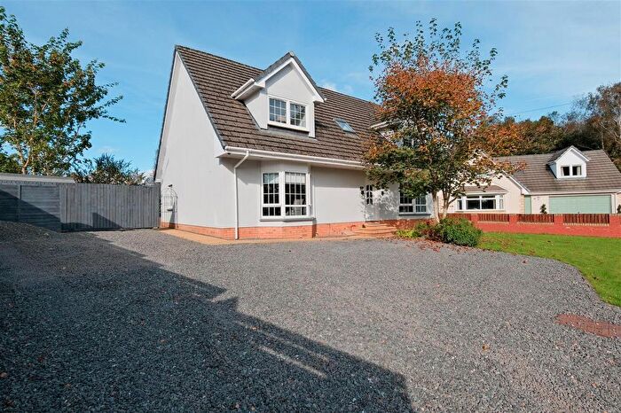 4 Bedroom Detached House For Sale In Barrhill Road, Erskine, PA8