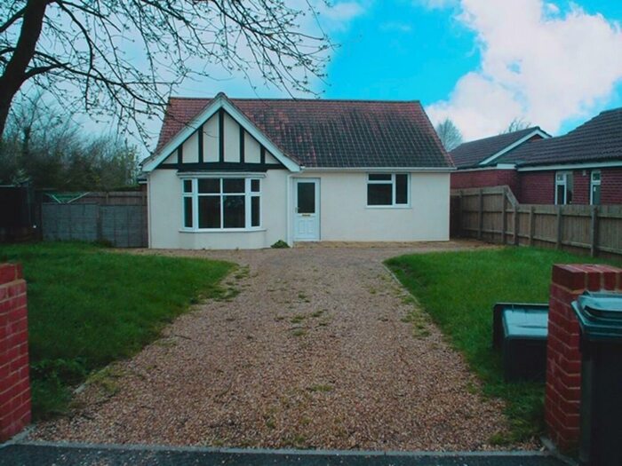 3 Bedroom Detached Bungalow To Rent In Pound Hill, Bacton, IP14