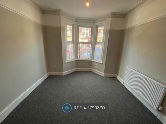 5 Bedroom Terraced House To Rent In Ruby Street, Bristol, BS3