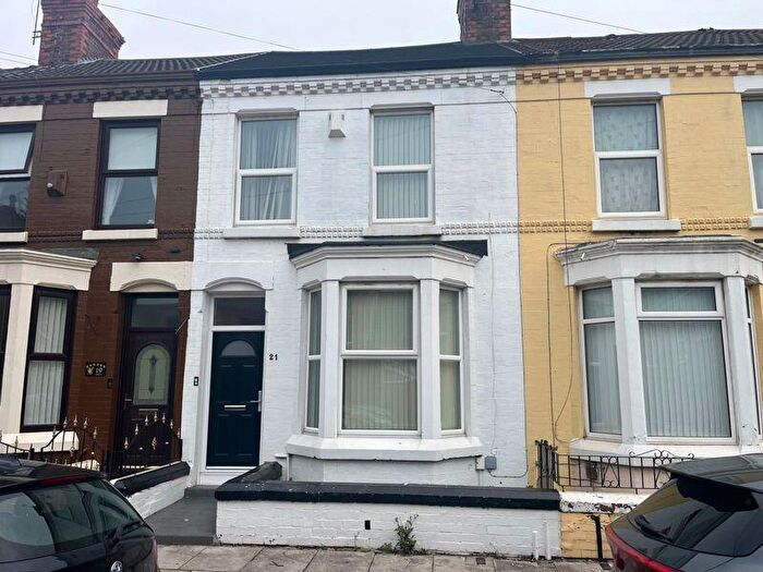 3 Bedroom Terraced House For Sale In Richmond Park, Liverpool, L6