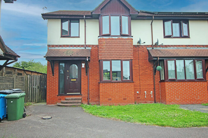 3 Bedroom Mews For Sale In Catherine Close, Wesham, PR4