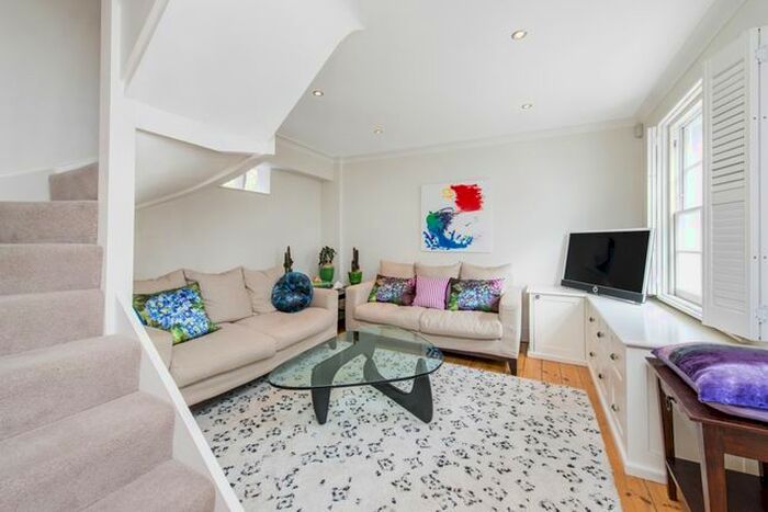 3 Bedroom End Of Terrace House To Rent In Princedale Road, London, W11