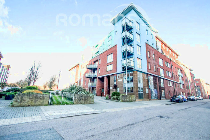 1 Bedroom Apartment To Rent In Ratcliffe Court, Bristol, BS2