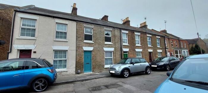 2 Bedroom Terraced House To Rent In Magdala Road, Broadstairs, CT10