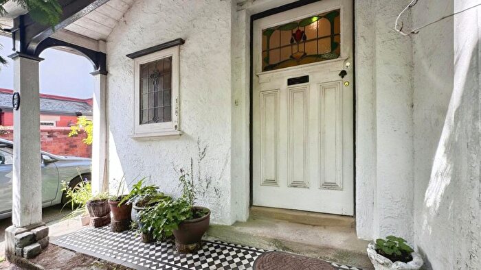 6 Bedroom Detached House For Sale In Highgate Avenue, Fulwood, Preston, Lancashire, PR2