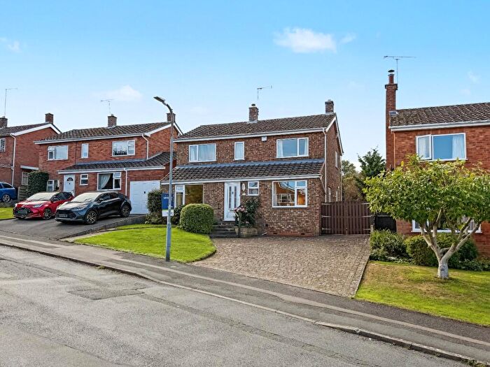 4 Bedroom Detached House For Sale In Greenway, Braunston, NN11