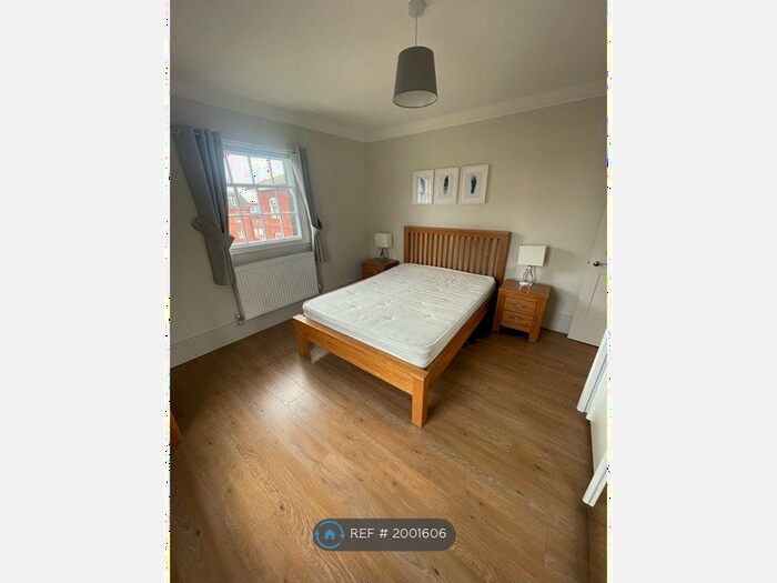 1 Bedroom Flat To Rent In Francis Druett House, Newbury, RG14