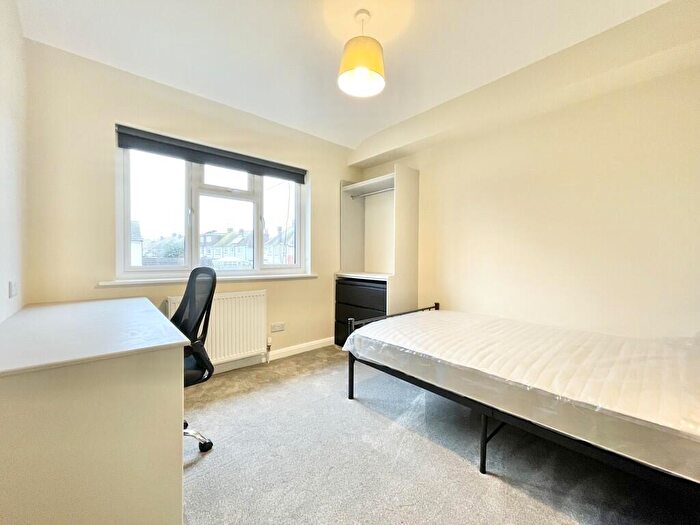 Studio To Rent In Dominion Road, Worthing, BN14