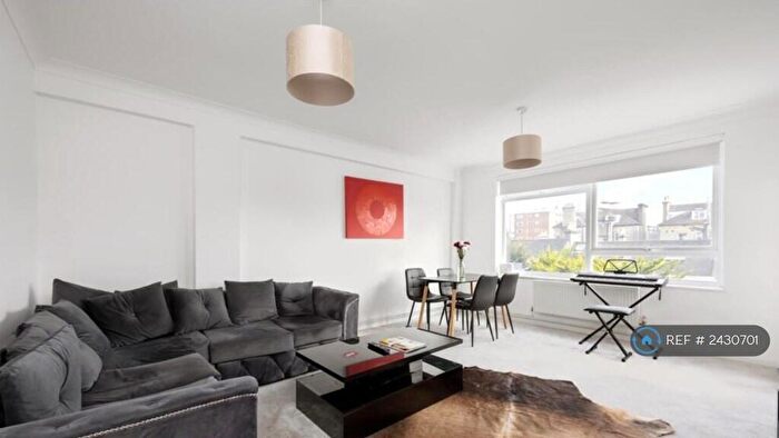 2 Bedroom Flat To Rent In The Drive, Hove, BN3