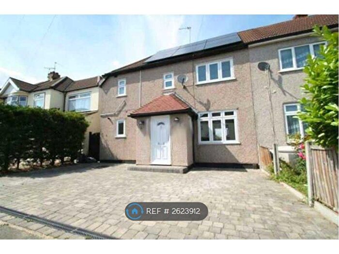 3 Bedroom Semi Detached House To Rent In Heaton Avenue, Romford, RM3