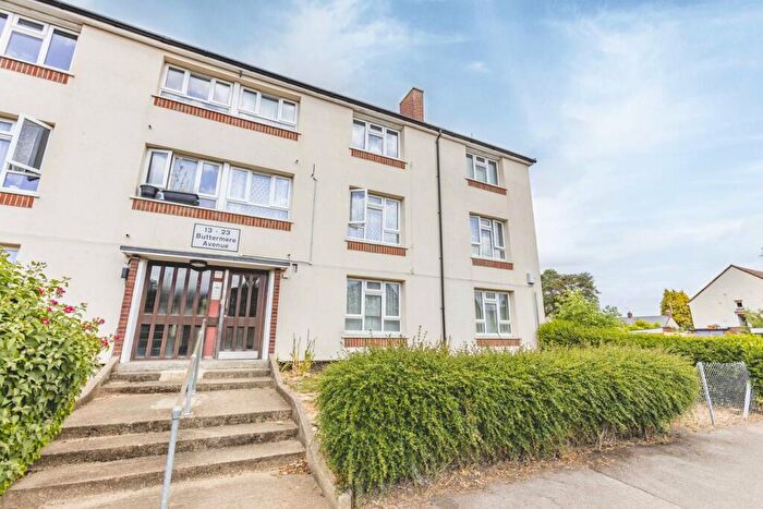 2 Bedroom Flat For Sale In Buttermere Avenue, Burnham, SL1