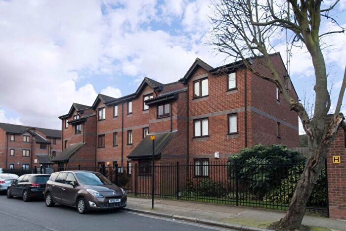 1 Bedroom Flat To Rent In Rouel Road, London, SE16