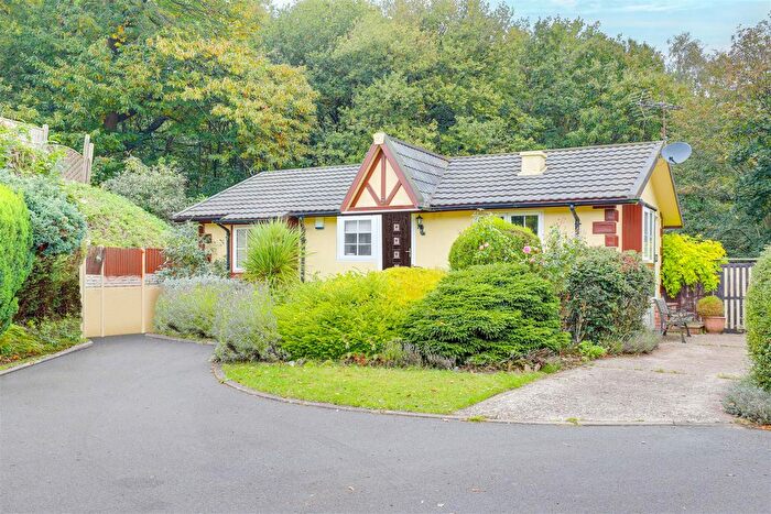 2 Bedroom Mobile/park Home For Sale In Killarney Park, Nottinghamshire, NG6