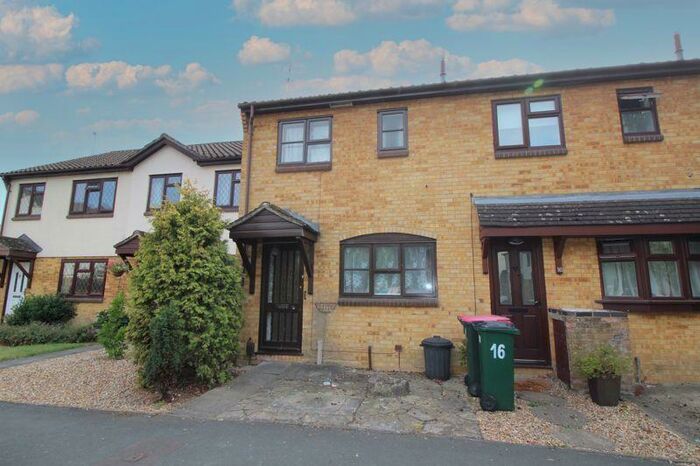 2 Bedroom Terraced House To Rent In Langley Green, Crawley, RH11