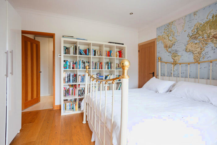 4 Bedroom Detached House For Sale In Prestwick Lane, Chiddingfold, GU8