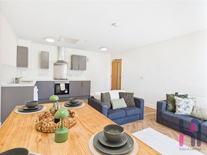 Studio To Rent In - London Road, Liverpool, L3