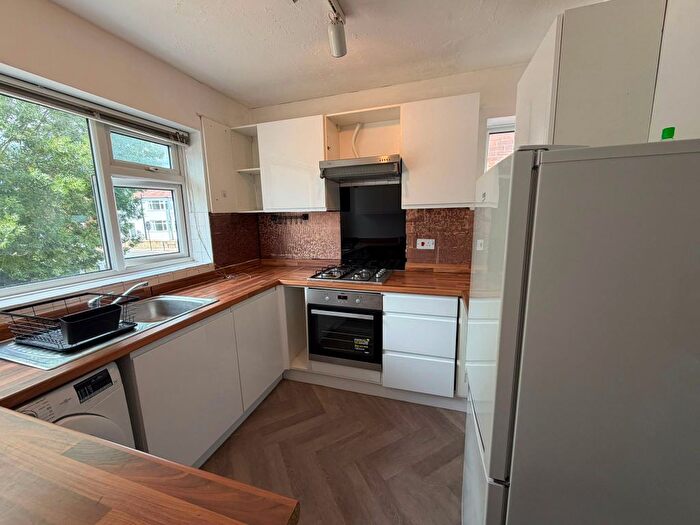 2 Bedroom Maisonette To Rent In Footscray Road, London, SE9
