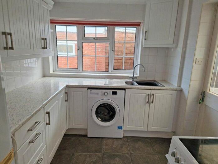 2 Bedroom Detached Bungalow For Sale In Anson Road, Exmouth, EX8