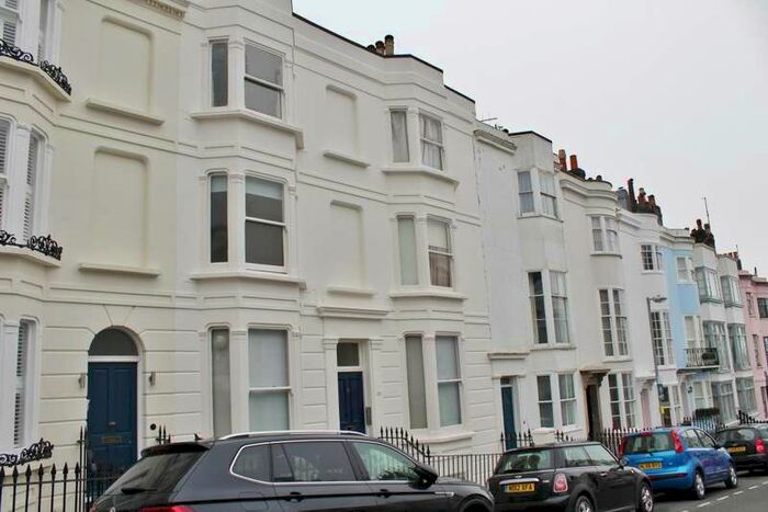 Flat To Rent In Norfolk Road, Brighton, BN1