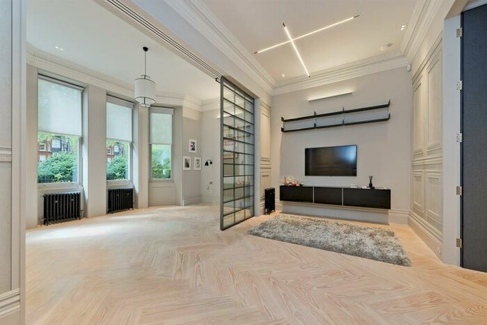 1 Bedroom Flat To Rent In Bramham Gardens, London, SW5