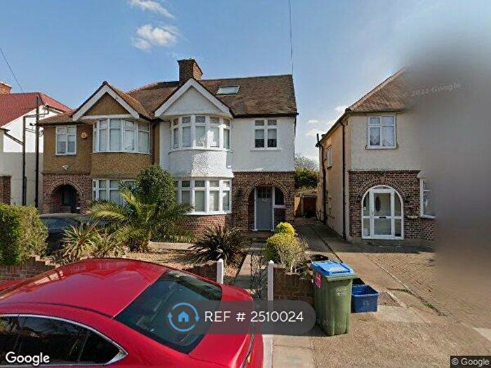 3 Bedroom Semi-Detached House To Rent In Nelson Gardens, Hounslow, TW3