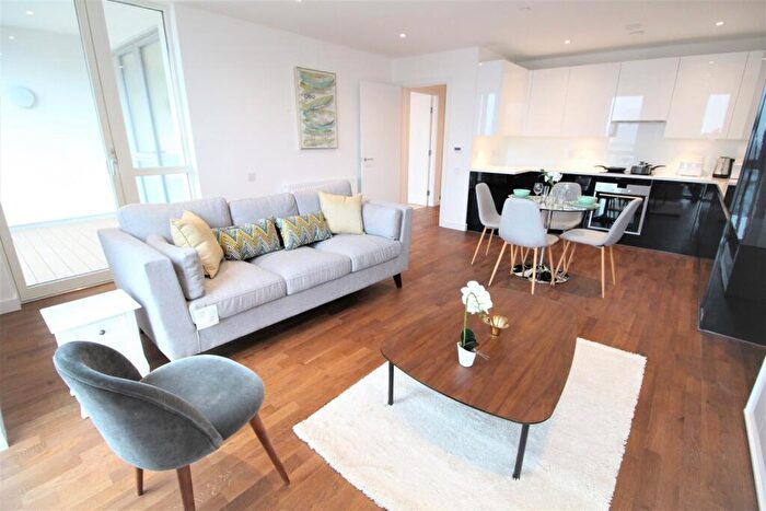 1 Bedroom Apartment To Rent In Discovery Tower, E16