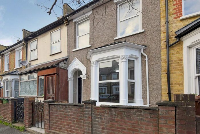 3 Bedroom Terraced House To Rent In Lancaster Road, Walthamstow, E17