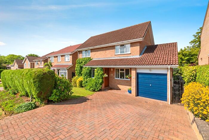 4 Bedroom Detached House For Sale In Manor Road, Barrowby, Grantham, NG32