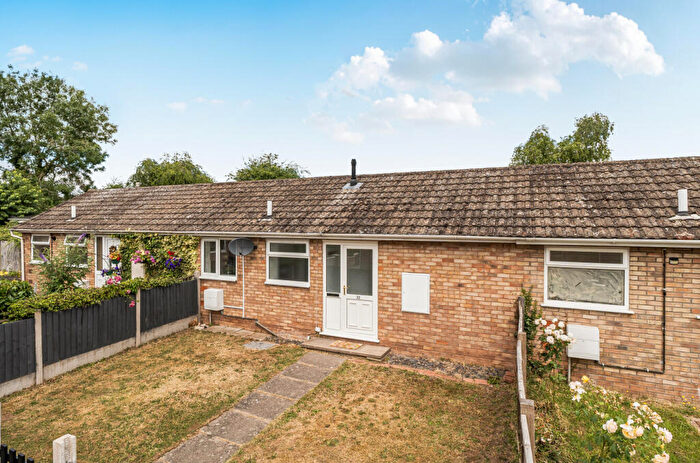 2 Bedroom Bungalow For Sale In Silurian Close, Leominster, HR6