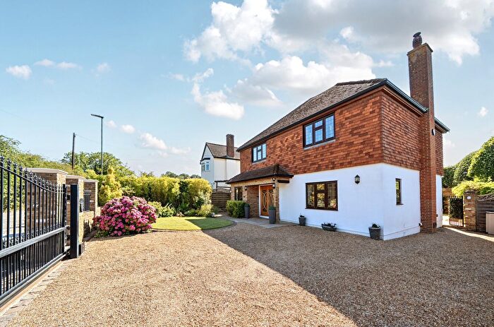4 Bedroom Detached House For Sale In The Drift, Bromley, Kent, BR2