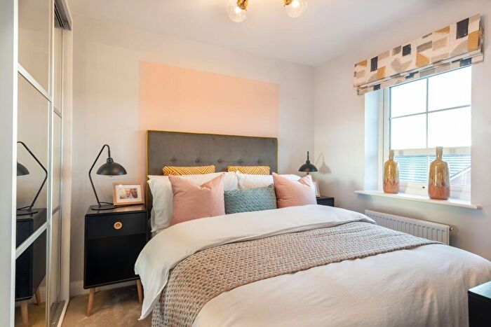 3 Bedroom Terraced House For Sale In Stratford Drive Overstone, NN6