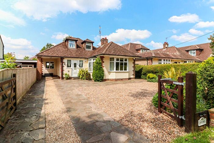 3 Bedroom Detached House For Sale In Jasons Hill, Chesham, Buckinghamshire, HP5