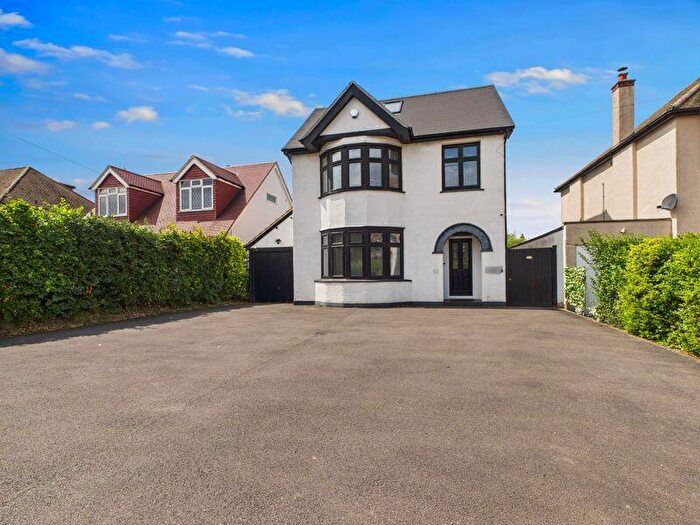 4 Bedroom Detached House To Rent In Buxton Lane, Caterham, CR3