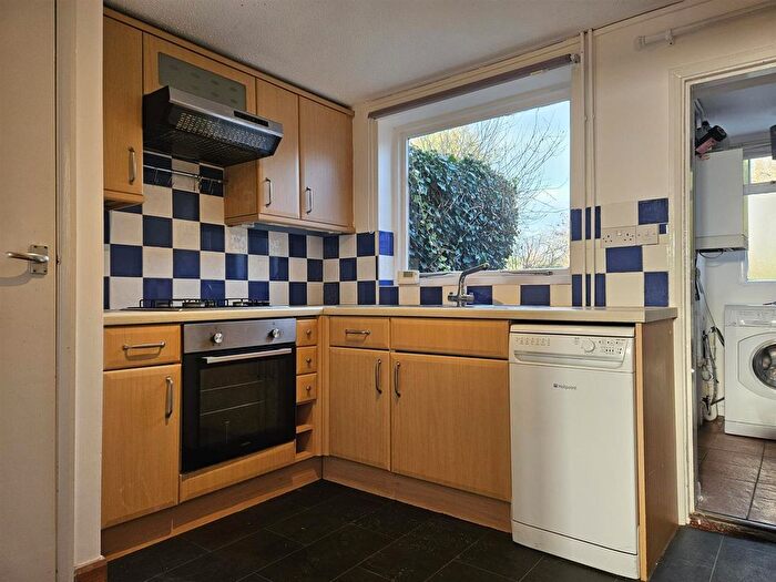 2 Bedroom Property To Rent In Station Road, Waterbeach, Cambridge, CB25