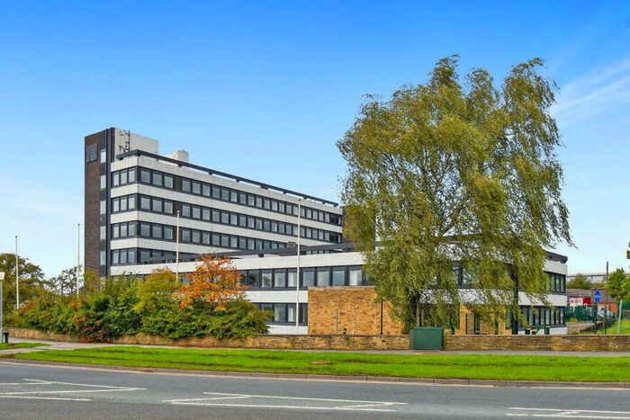 2 Bedroom Apartment To Rent In Yeadon Place, Yeadon, Leeds, LS19