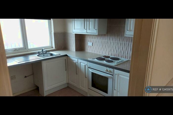 2 Bedroom Maisonette To Rent In Storrington Avenue, Liverpool, L11