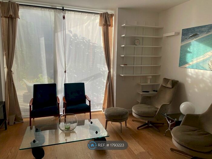 1 Bedroom Flat To Rent In Apex Court, London, W12