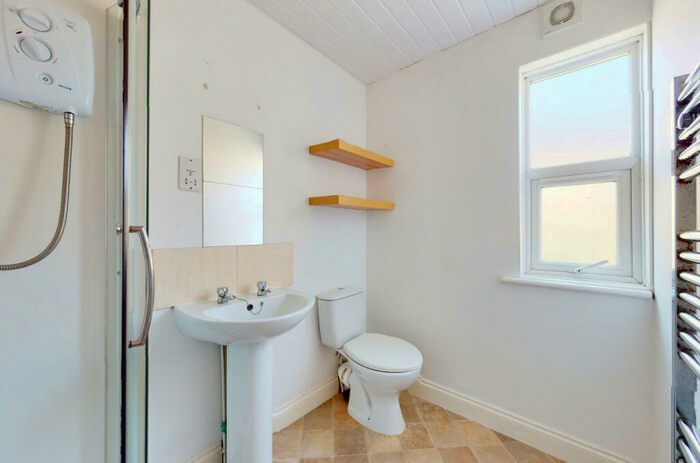 7 Bedroom House To Rent In Hayes Place, BA2