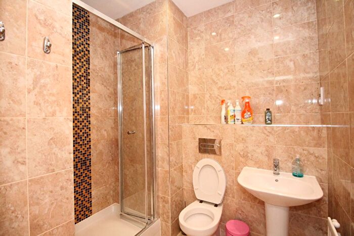 4 Bedroom Terraced House To Rent In Minter Road, Barking, IG11