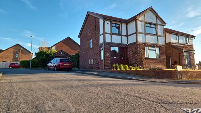 4 Bedroom Detached House For Sale In Catchdale Close, Blackley, Manchester, M9