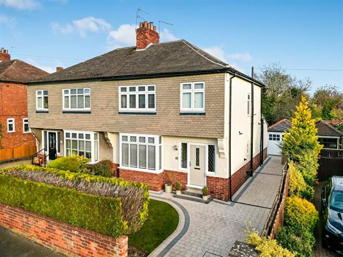 3 Bedroom Semi-Detached House For Sale In Baydale Road, Darlington, DL3